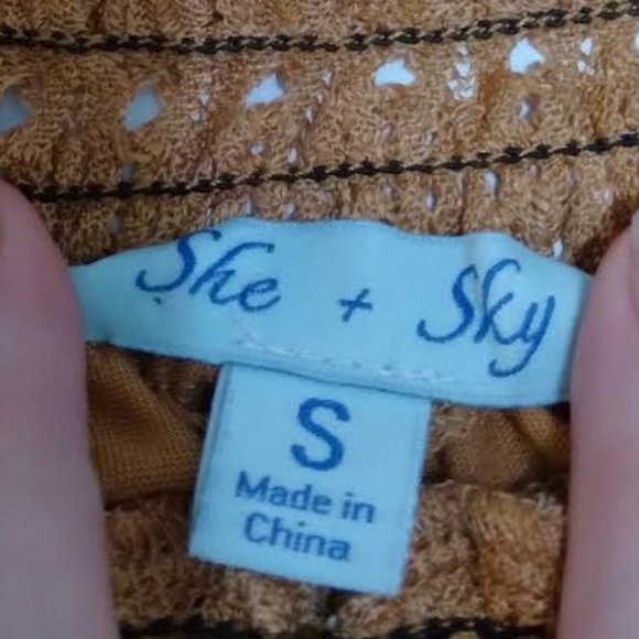 She + Sky Size Small Harvest Orange Smocked  Off Shoulder Neckline Top - Picture 7 of 9